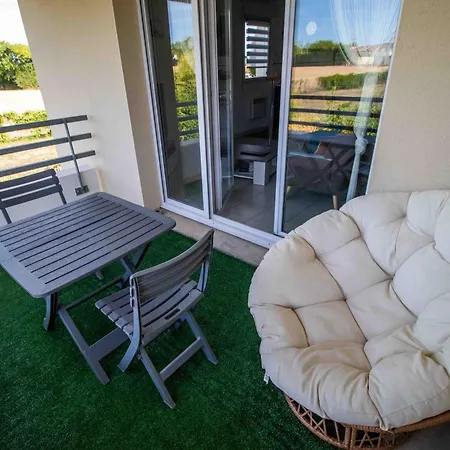 Apartamento Joli Saint-Jean-dʼAngély