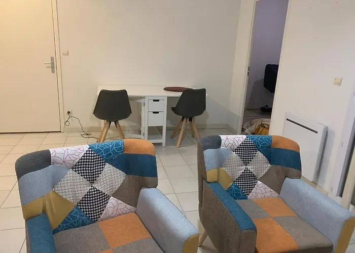 Apartamento Joli Saint-Jean-dʼAngély