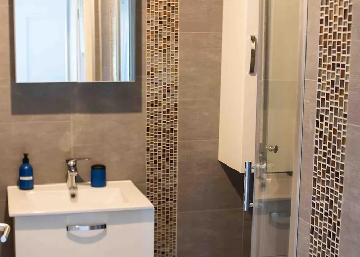 Joli Apartamento Saint-Jean-dʼAngély